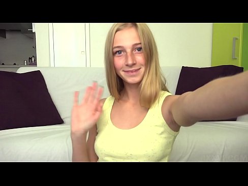 ❤️ Когато ми е скучно, лениво мастурбирам розовата си путка ❤ Слуги в bg.fuxporn-com.ru