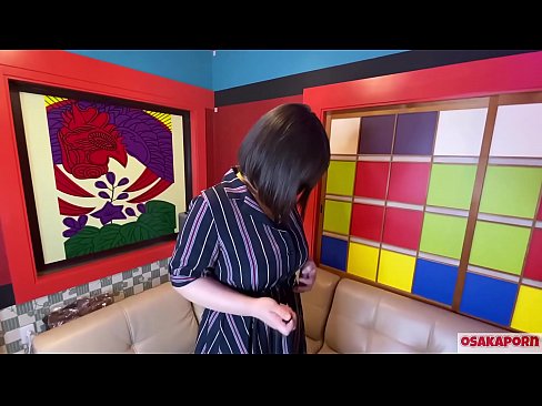 ❤️ Японска сладурана с големи цици мастурбира със секс играчки и получава оргазъм. В едно интервю тя разказва за опита си в чукането. Огромни цици и космати путка стенат силно. Osakaporn ❤ Слуги в bg.fuxporn-com.ru